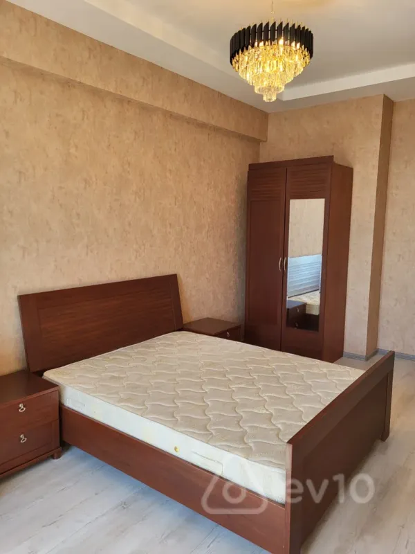 Kirayə verilir 2 otaqlı yeni tikili 80 m²