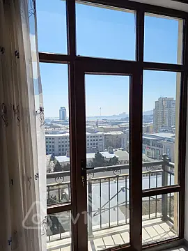 Kirayə verilir 2 otaqlı yeni tikili 80 m²