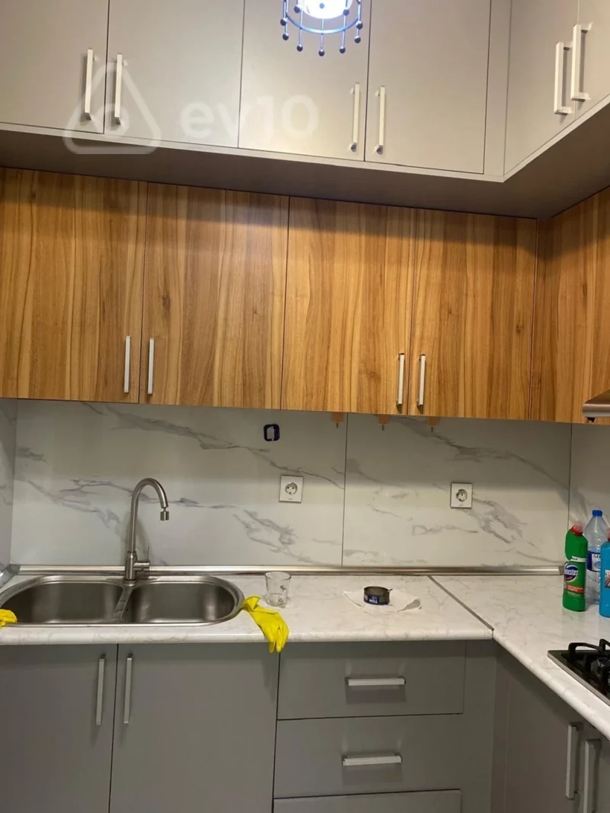 Kirayə verilir 2 otaqlı yeni tikili 65 m²