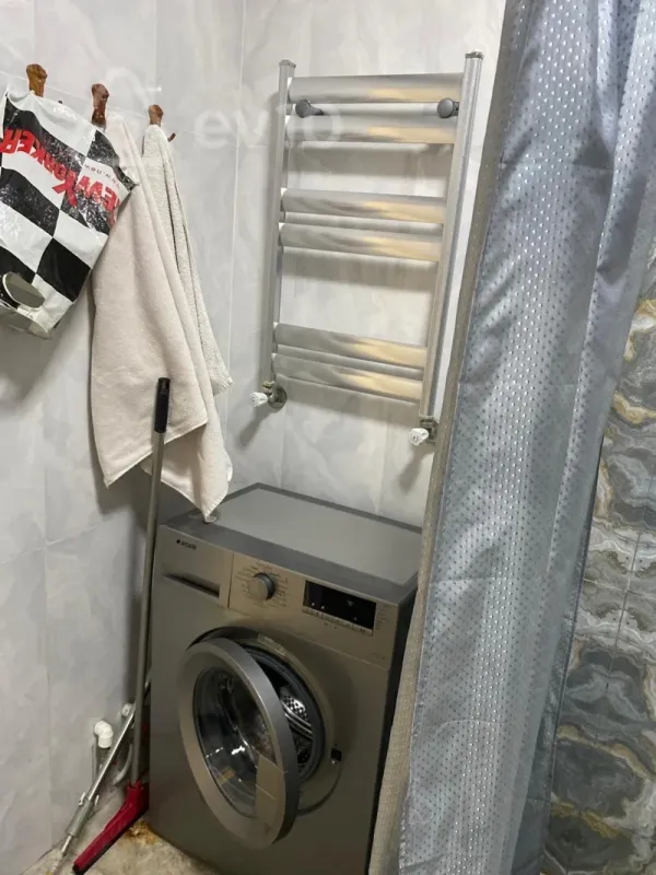 Kirayə verilir 2 otaqlı yeni tikili 65 m²
