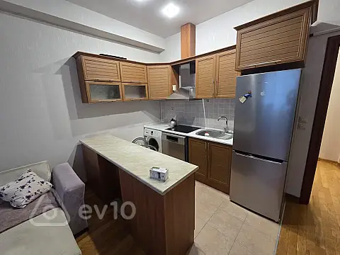 Kirayə verilir 2 otaqlı yeni tikili 60 m²