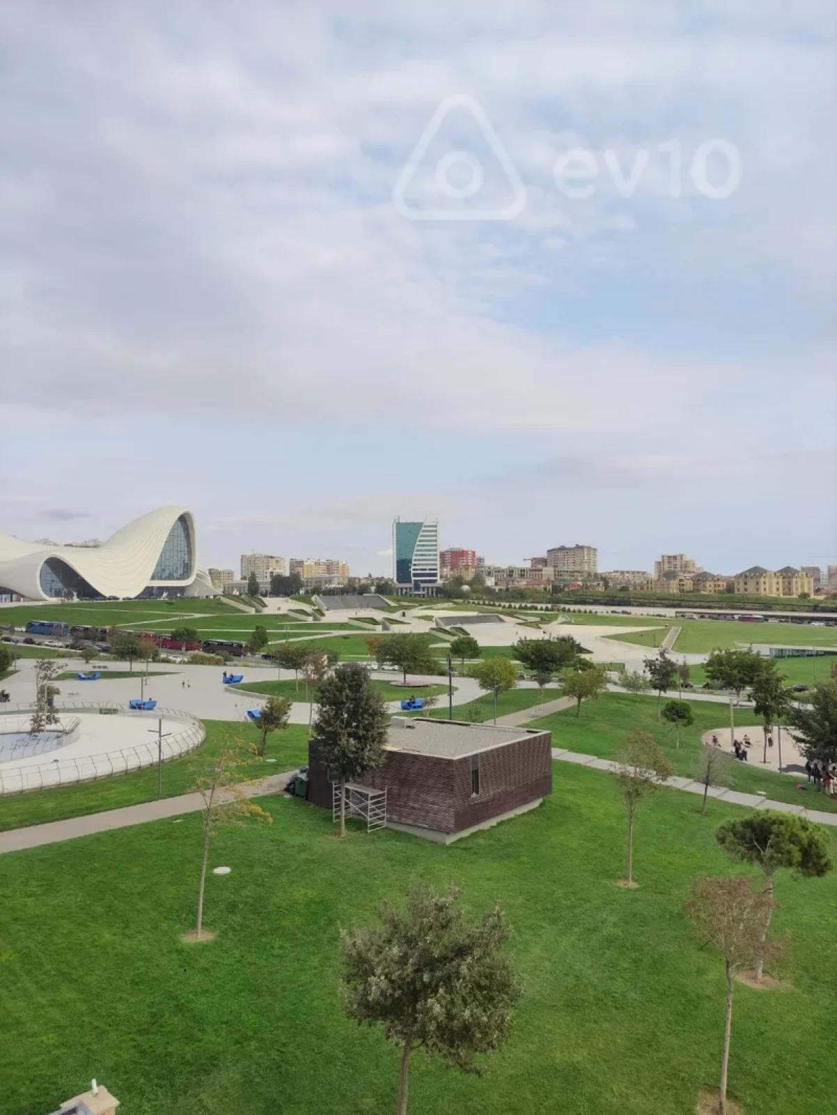 Kirayə verilir 2 otaqlı yeni tikili 85 m²