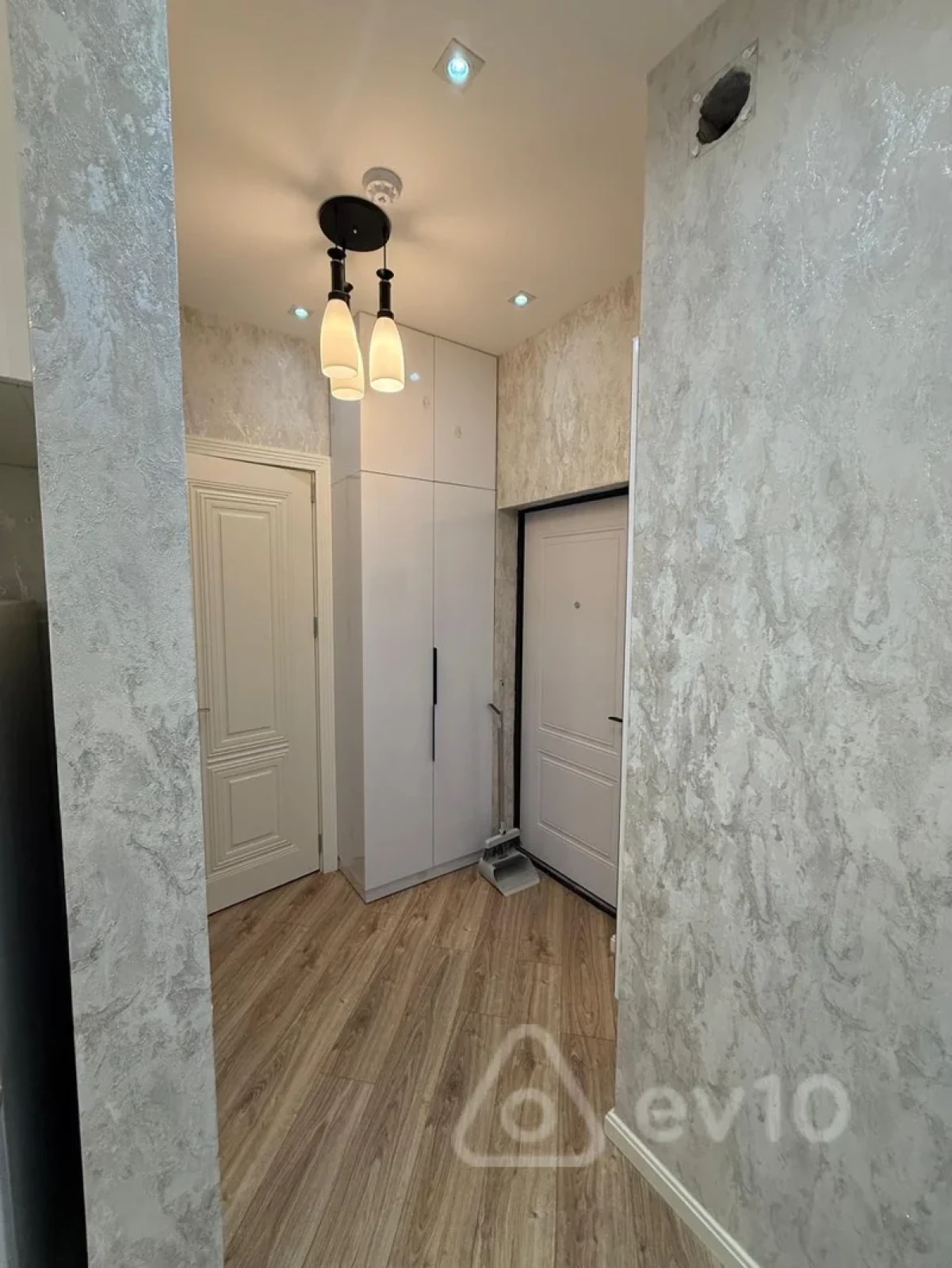 Kirayə verilir 2 otaqlı yeni tikili 55 m²