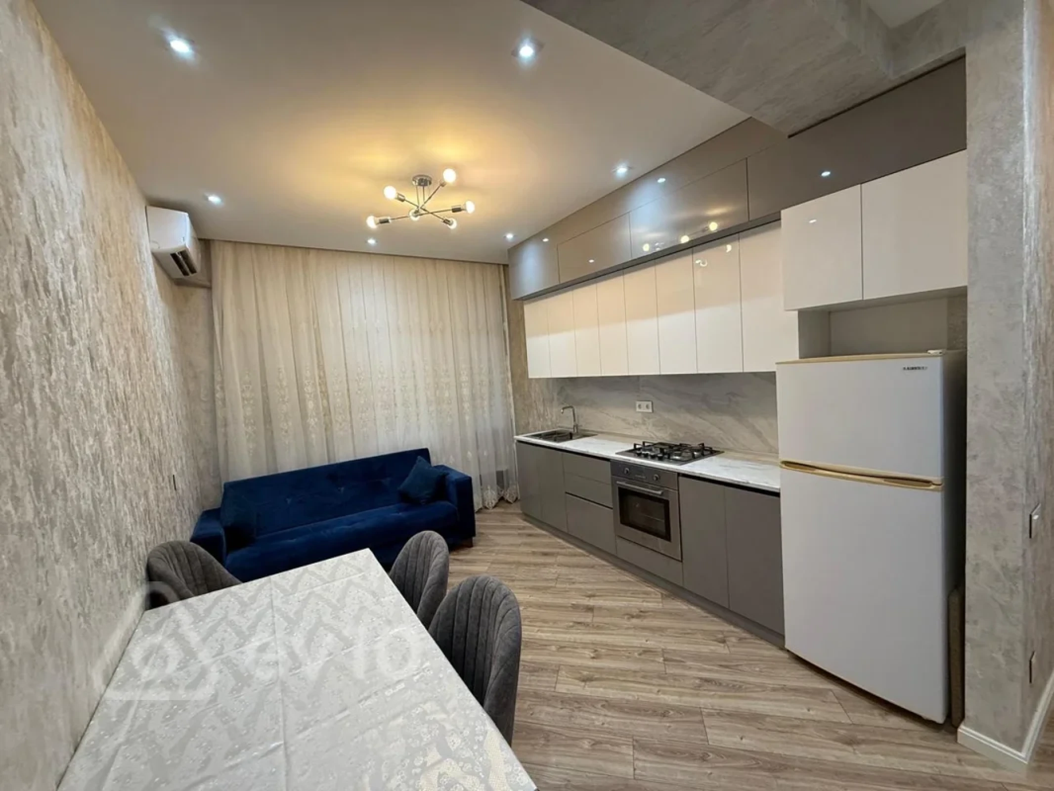 Kirayə verilir 2 otaqlı yeni tikili 55 m²