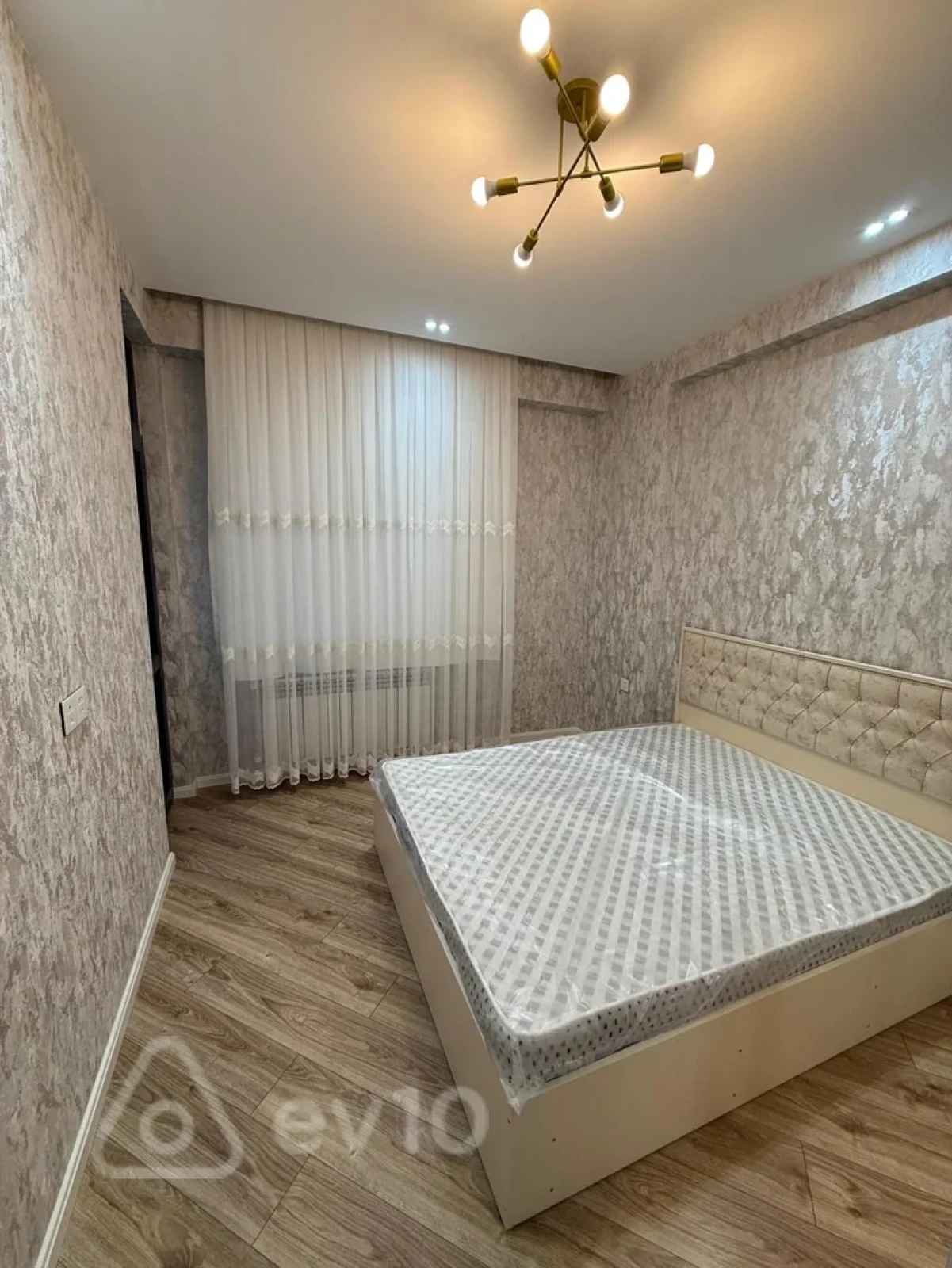 Kirayə verilir 2 otaqlı yeni tikili 55 m²