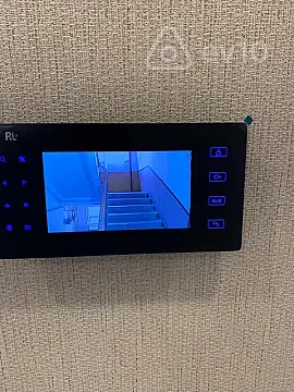 Kirayə verilir 2 otaqlı köhnə tikili 72 m²