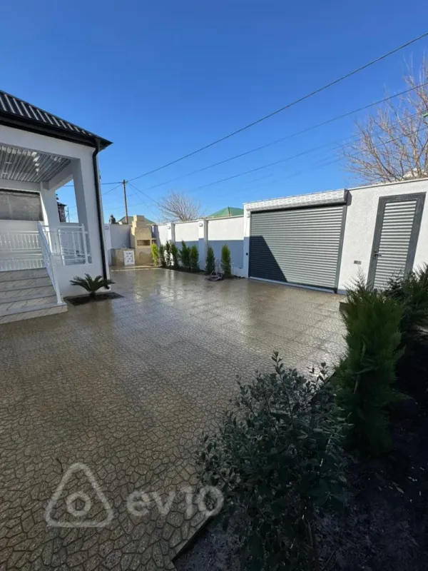 Satılır 4 otaqlı həyət evi 150 m²