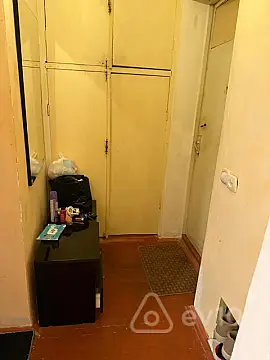 Kirayə verilir 2 otaqlı köhnə tikili 60 m²