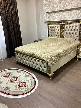 Kirayə verilir 3 otaqlı yeni tikili 130 m²