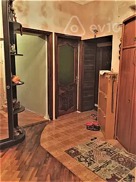 Kirayə verilir 2 otaqlı köhnə tikili 70 m²