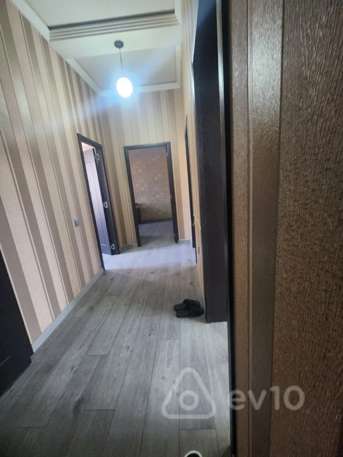 Kirayə verilir 3 otaqlı köhnə tikili 70 m²