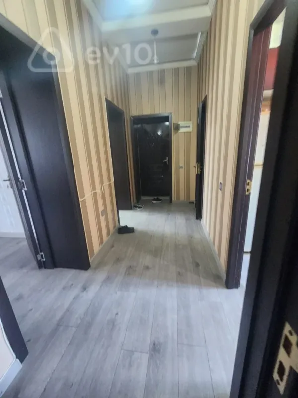 Kirayə verilir 3 otaqlı köhnə tikili 70 m²