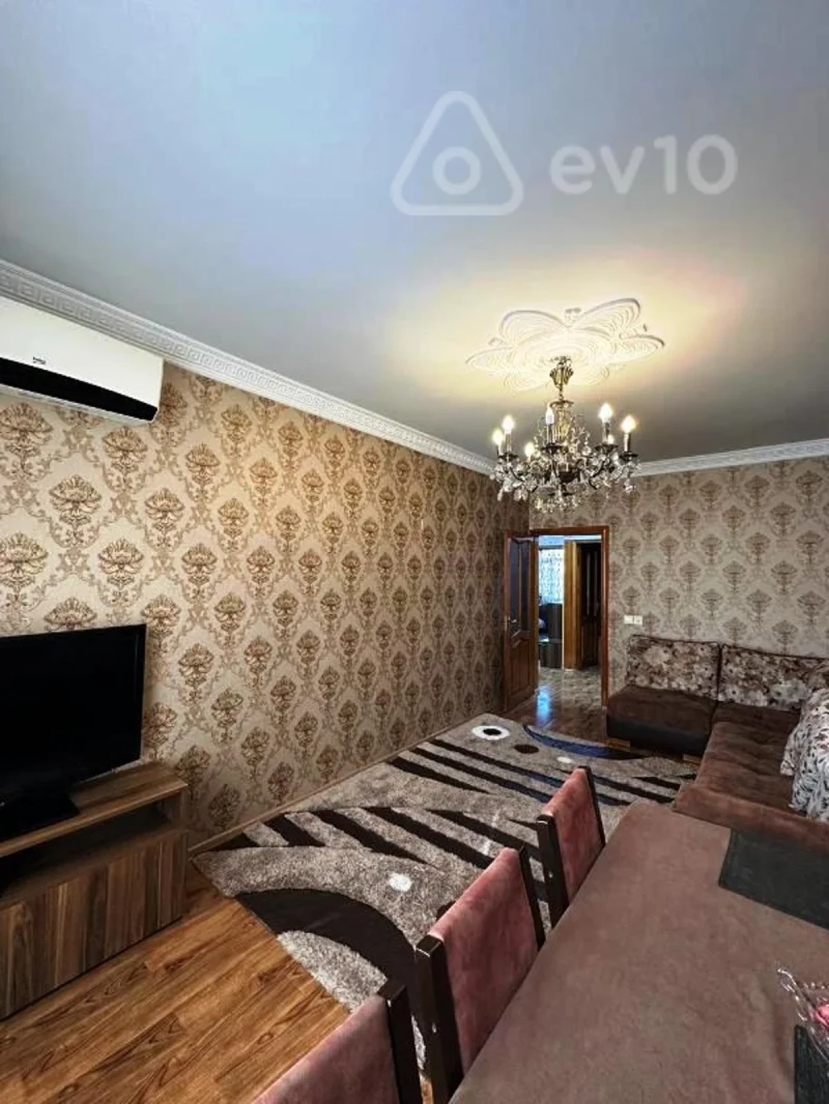Satılır 3 otaqlı köhnə tikili 55 m²