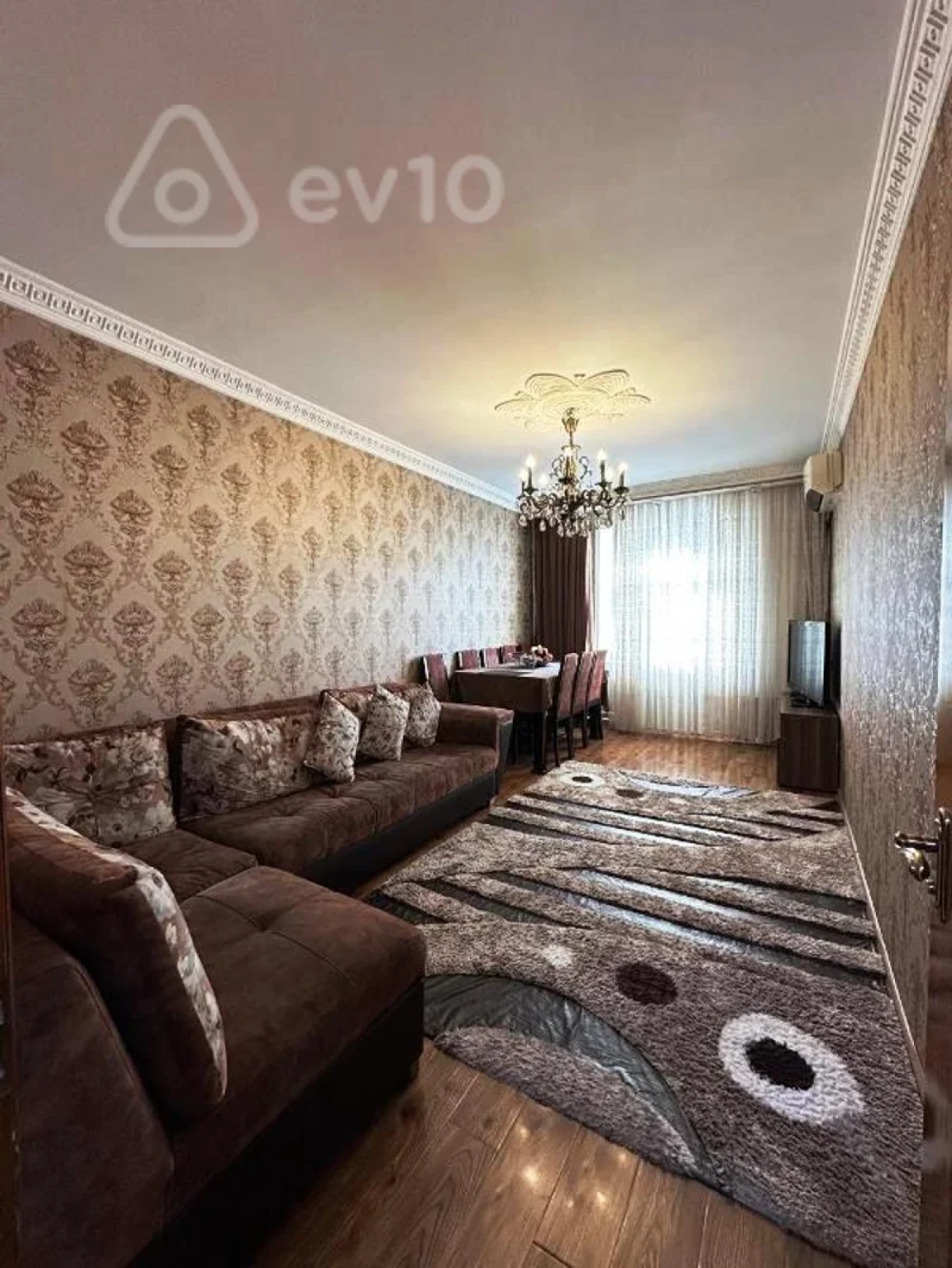 Satılır 3 otaqlı köhnə tikili 55 m²