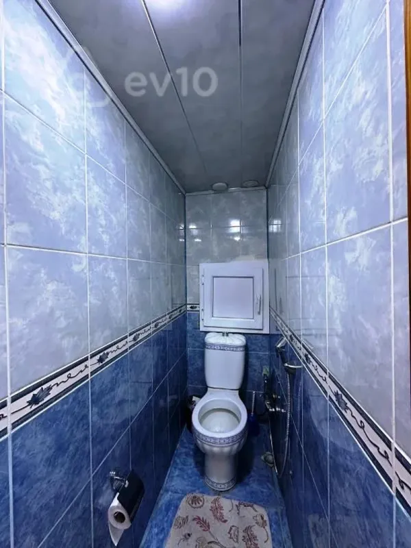Satılır 3 otaqlı köhnə tikili 55 m²
