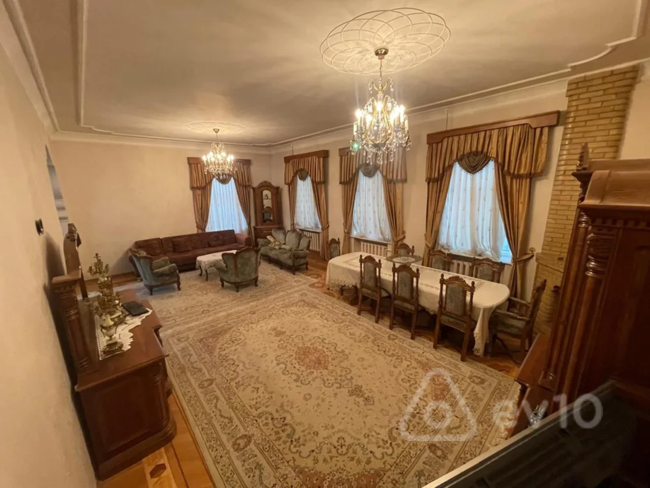 Kirayə verilir 6 otaqlı həyət evi 300 m²