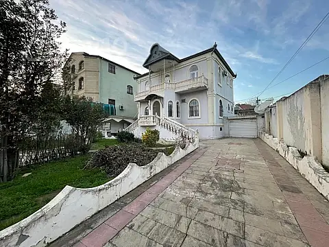 Kirayə verilir 6 otaqlı həyət evi 300 m² — Bakı, Səbail 6 otaq 300.00 m²