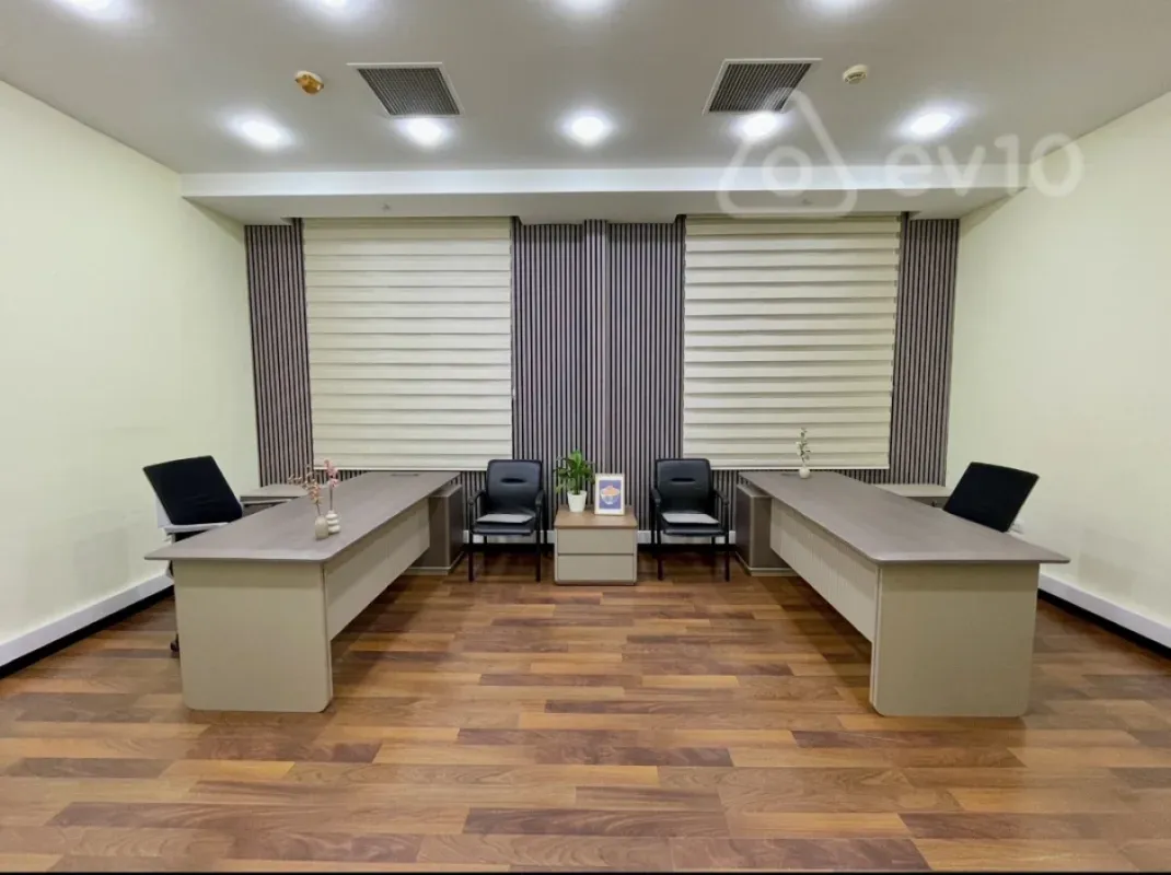 Kirayə verilir 1 otaqlı ofis 25 m²