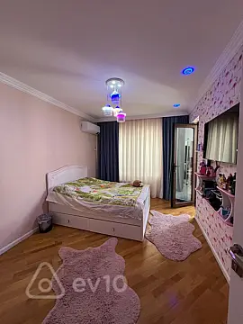 Satılır 3 otaqlı yeni tikili 130 m²