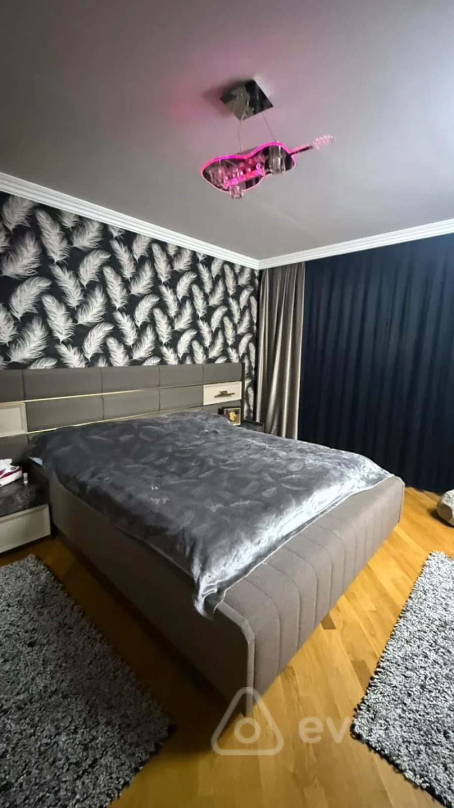 Satılır 3 otaqlı yeni tikili 130 m²