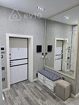 Kirayə verilir 4 otaqlı yeni tikili 160 m²