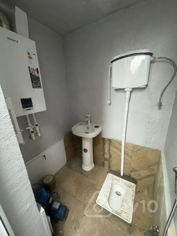 Satılır 4 otaqlı həyət evi 120 m²