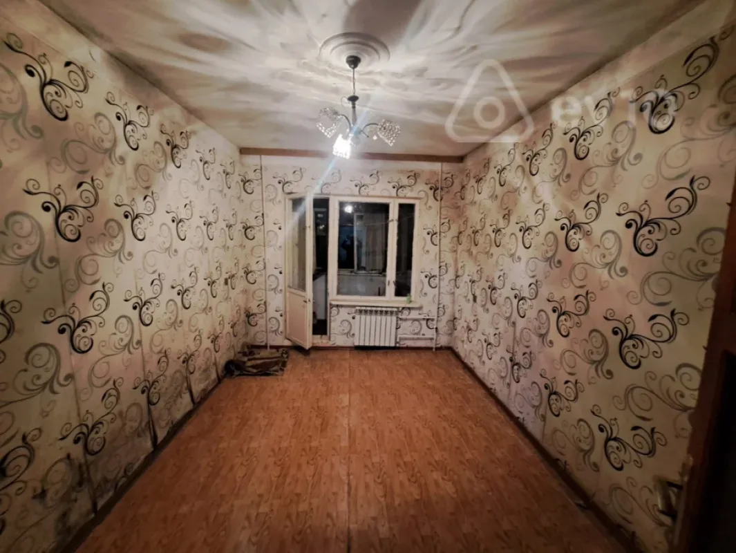 Kirayə verilir 2 otaqlı köhnə tikili 70 m²