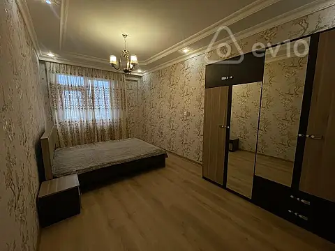 Kirayə verilir 3 otaqlı yeni tikili 130 m²