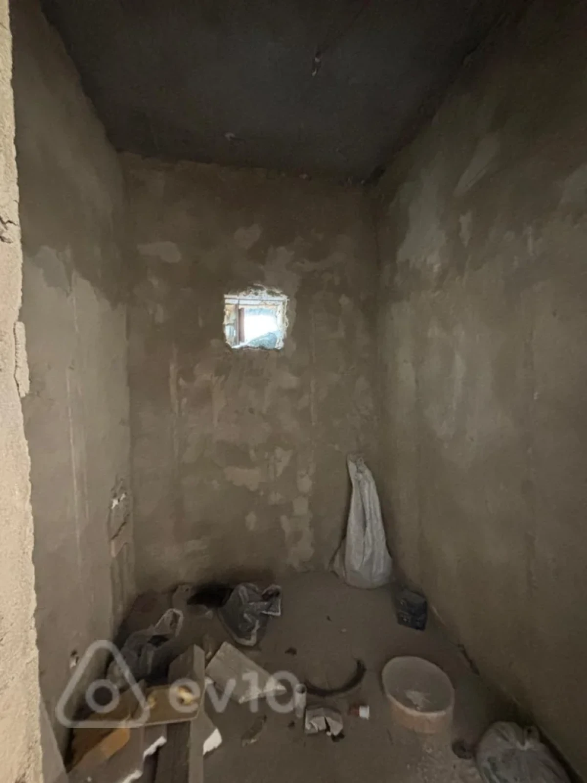Satılır 4 otaqlı həyət evi 210 m²