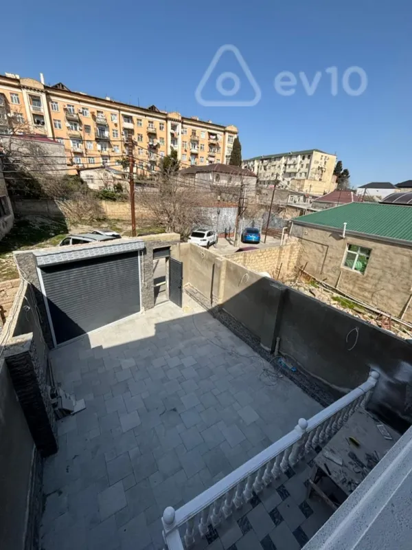 Satılır 4 otaqlı həyət evi 210 m²