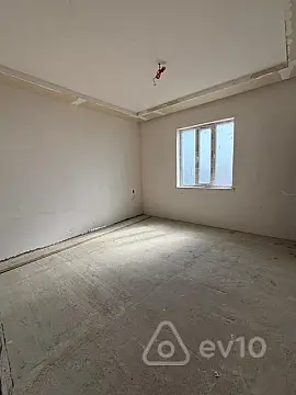 Satılır 4 otaqlı həyət evi 210 m²