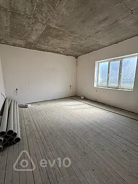 Satılır 4 otaqlı həyət evi 210 m²