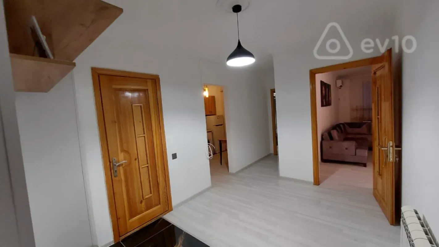 Kirayə verilir 2 otaqlı yeni tikili 75 m²