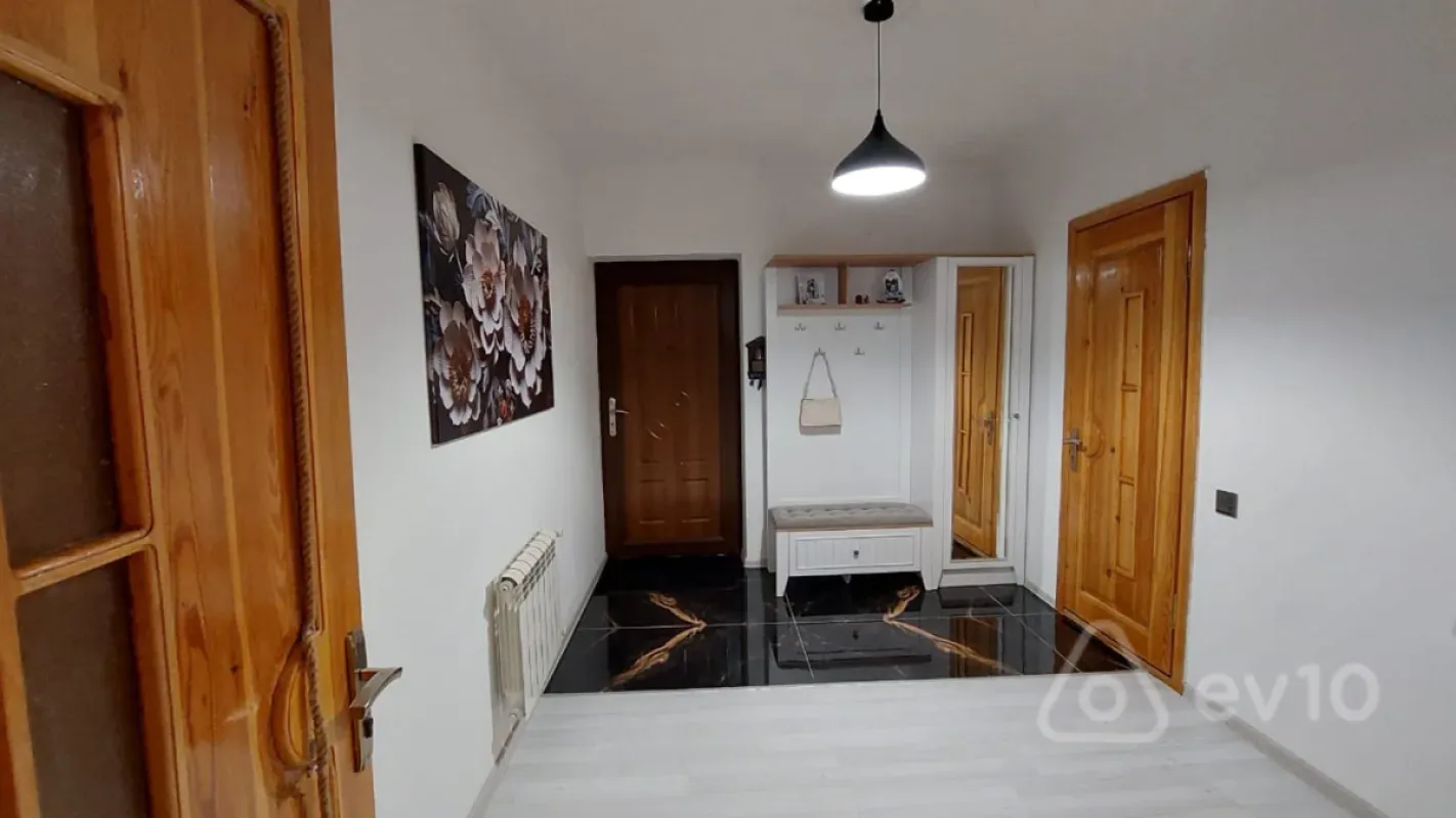 Kirayə verilir 2 otaqlı yeni tikili 75 m²