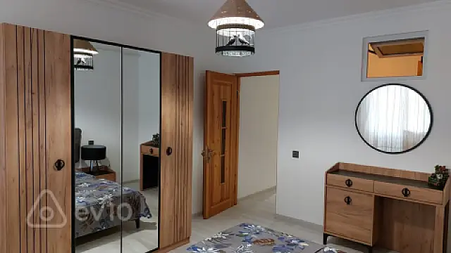 Kirayə verilir 2 otaqlı yeni tikili 75 m²