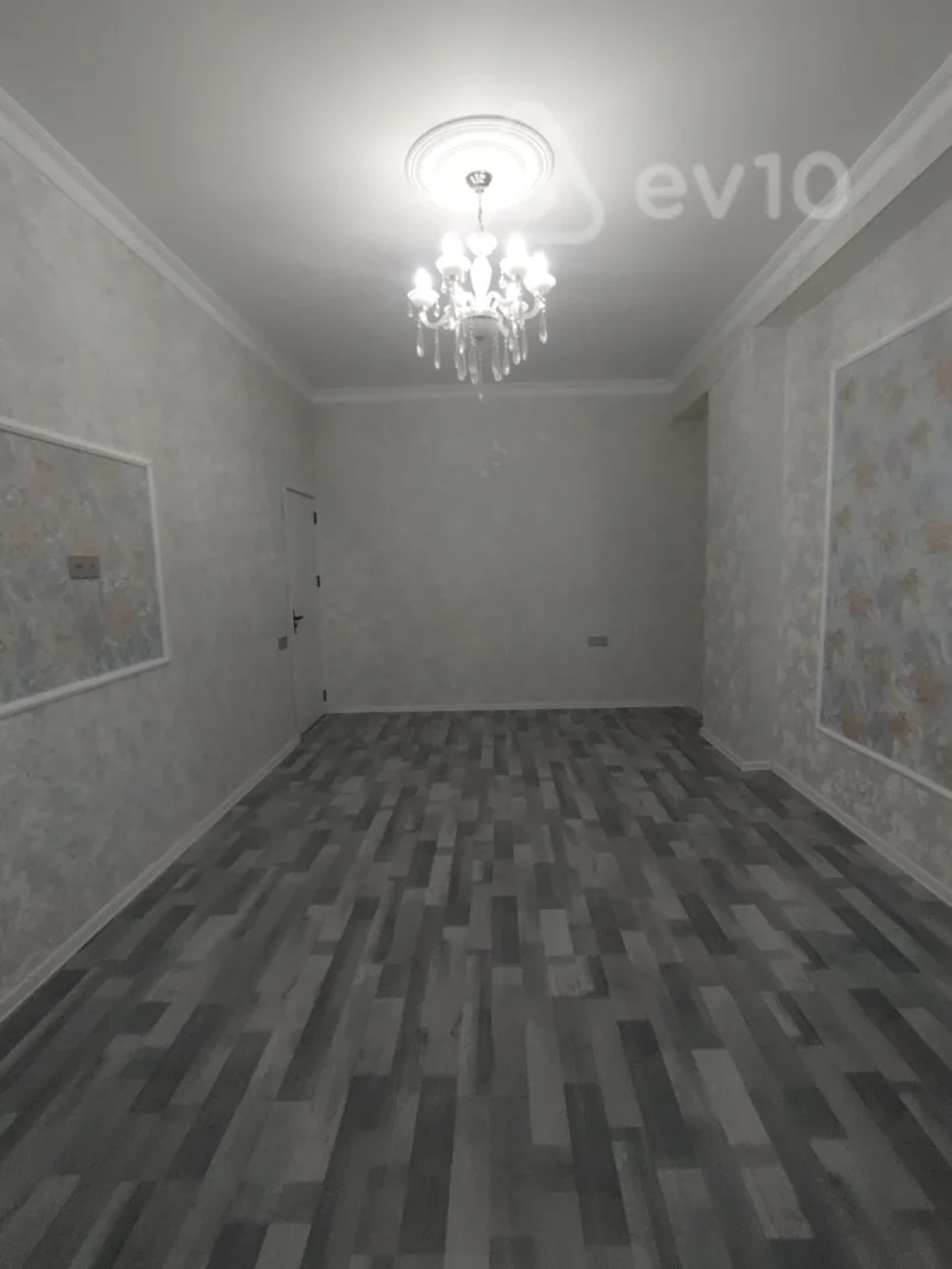 Satılır 2 otaqlı yeni tikili 68 m²