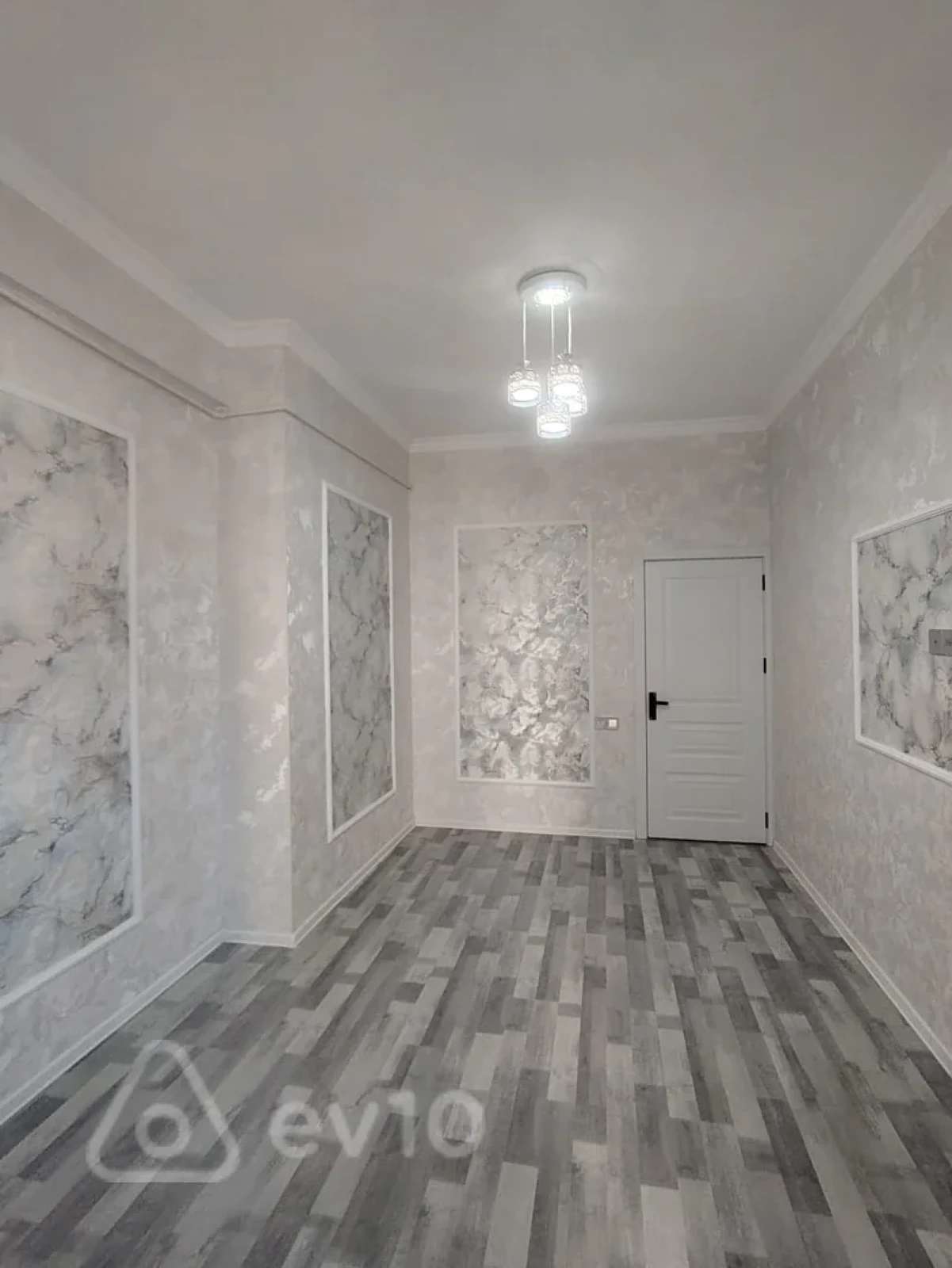 Satılır 2 otaqlı yeni tikili 68 m²