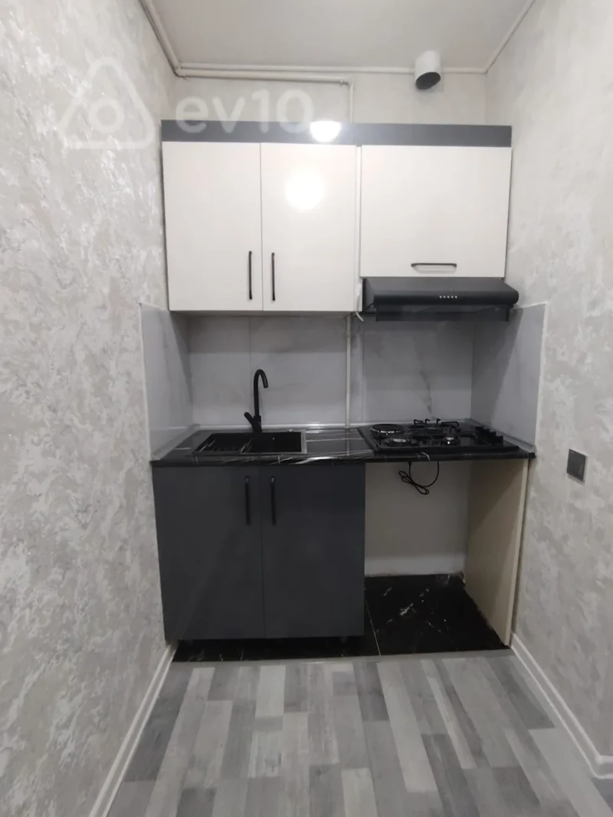Satılır 2 otaqlı yeni tikili 68 m²