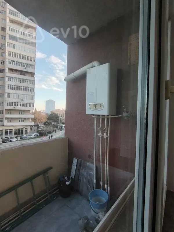 Satılır 2 otaqlı yeni tikili 68 m²