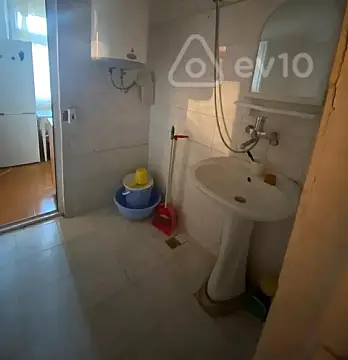 Kirayə verilir 2 otaqlı yeni tikili 70 m²