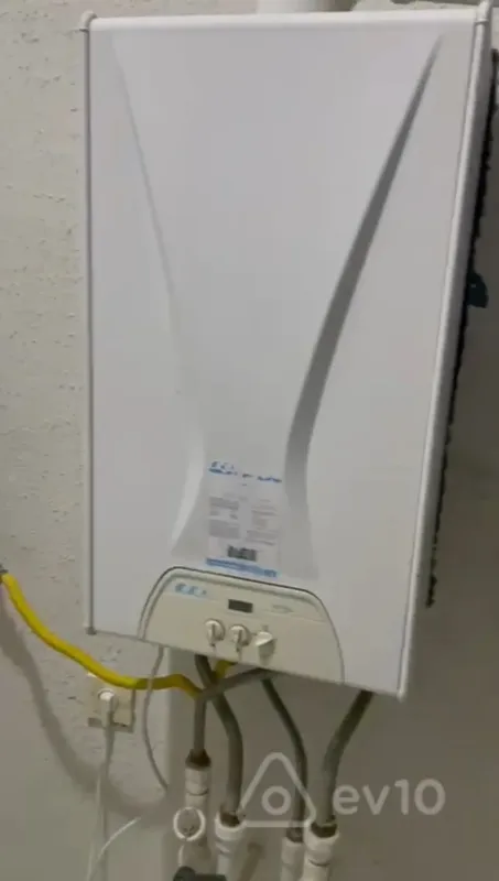 Kirayə verilir 2 otaqlı yeni tikili 70 m²