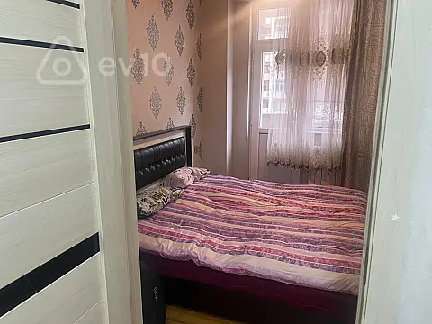Kirayə verilir 2 otaqlı yeni tikili 45 m²