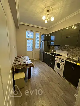 Kirayə verilir 2 otaqlı yeni tikili 65 m²
