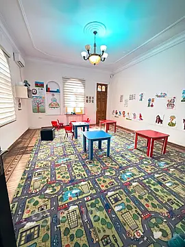 Kirayə verilir mənzil 400 m²