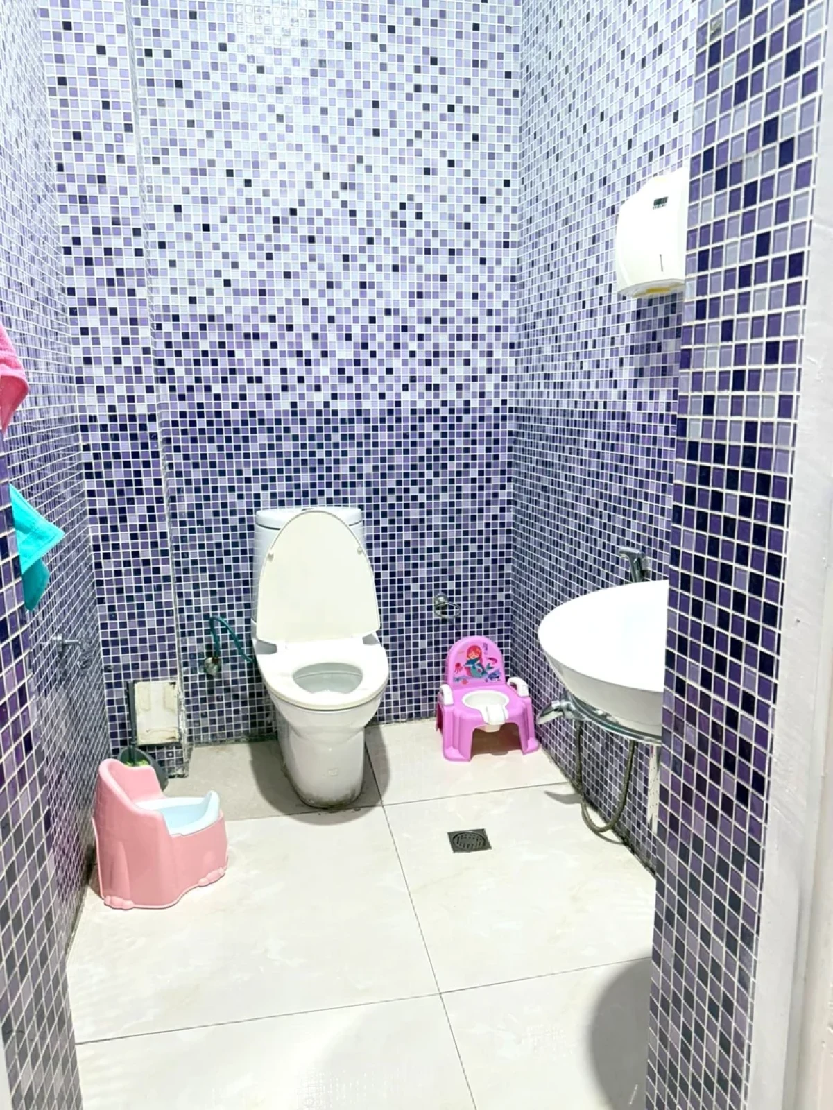 Kirayə verilir mənzil 400 m²