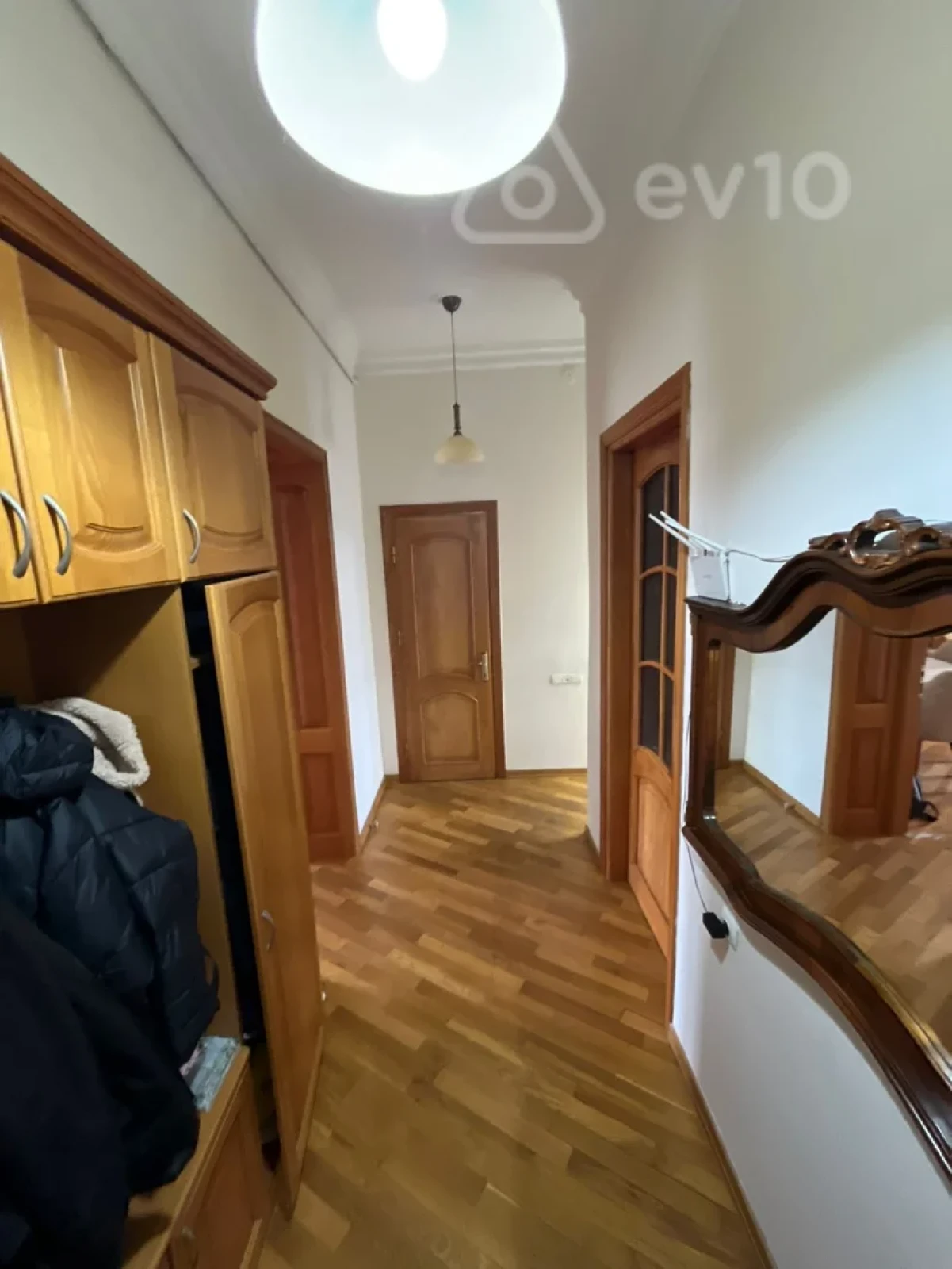 Kirayə verilir 3 otaqlı köhnə tikili 75 m²