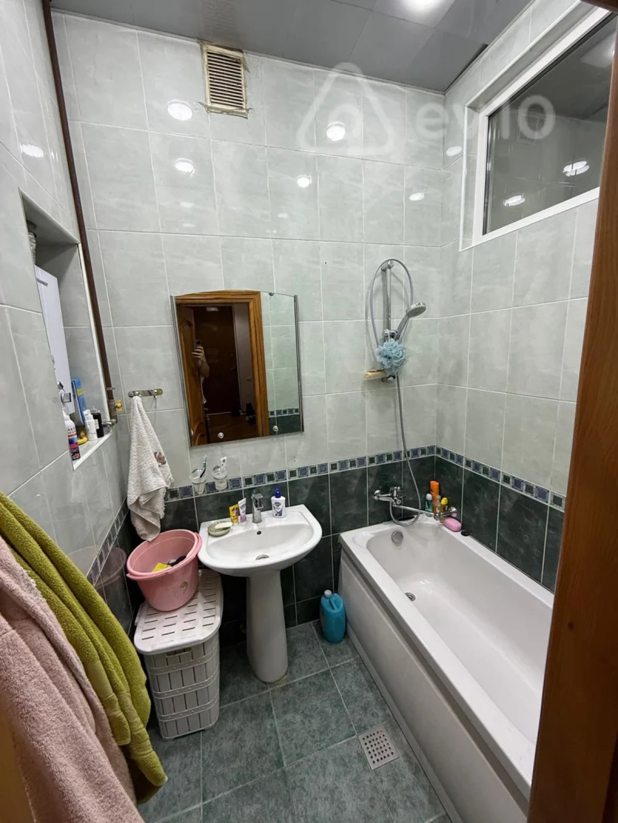 Kirayə verilir 3 otaqlı köhnə tikili 75 m²