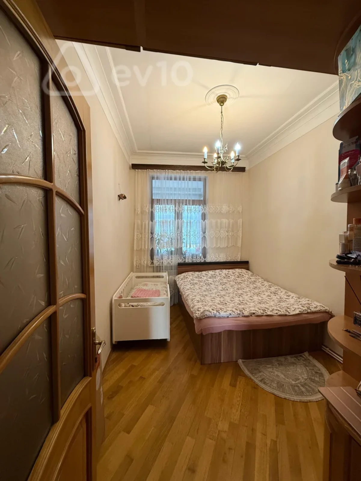 Kirayə verilir 3 otaqlı köhnə tikili 75 m²