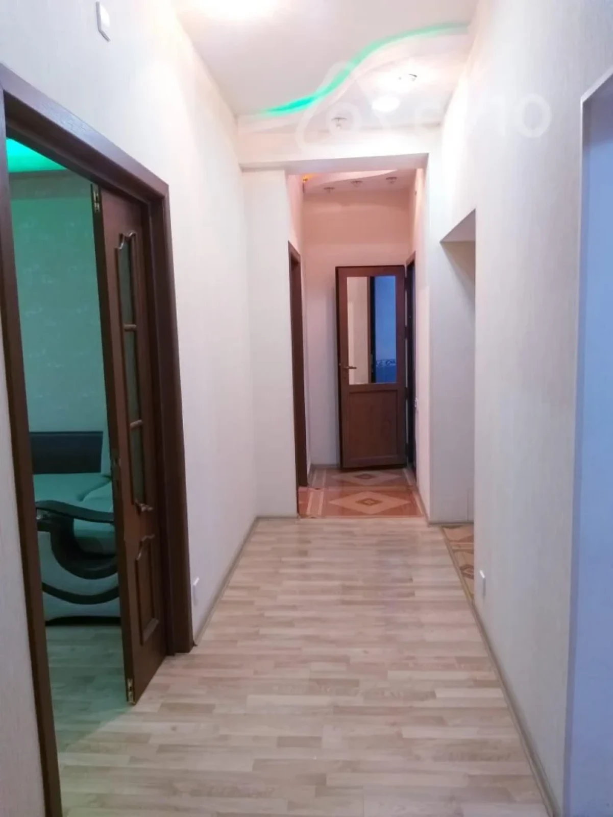 Kirayə verilir 2 otaqlı yeni tikili 95 m²
