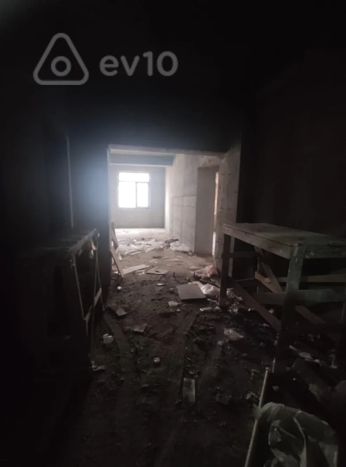 Satılır 3 otaqlı yeni tikili 105 m²